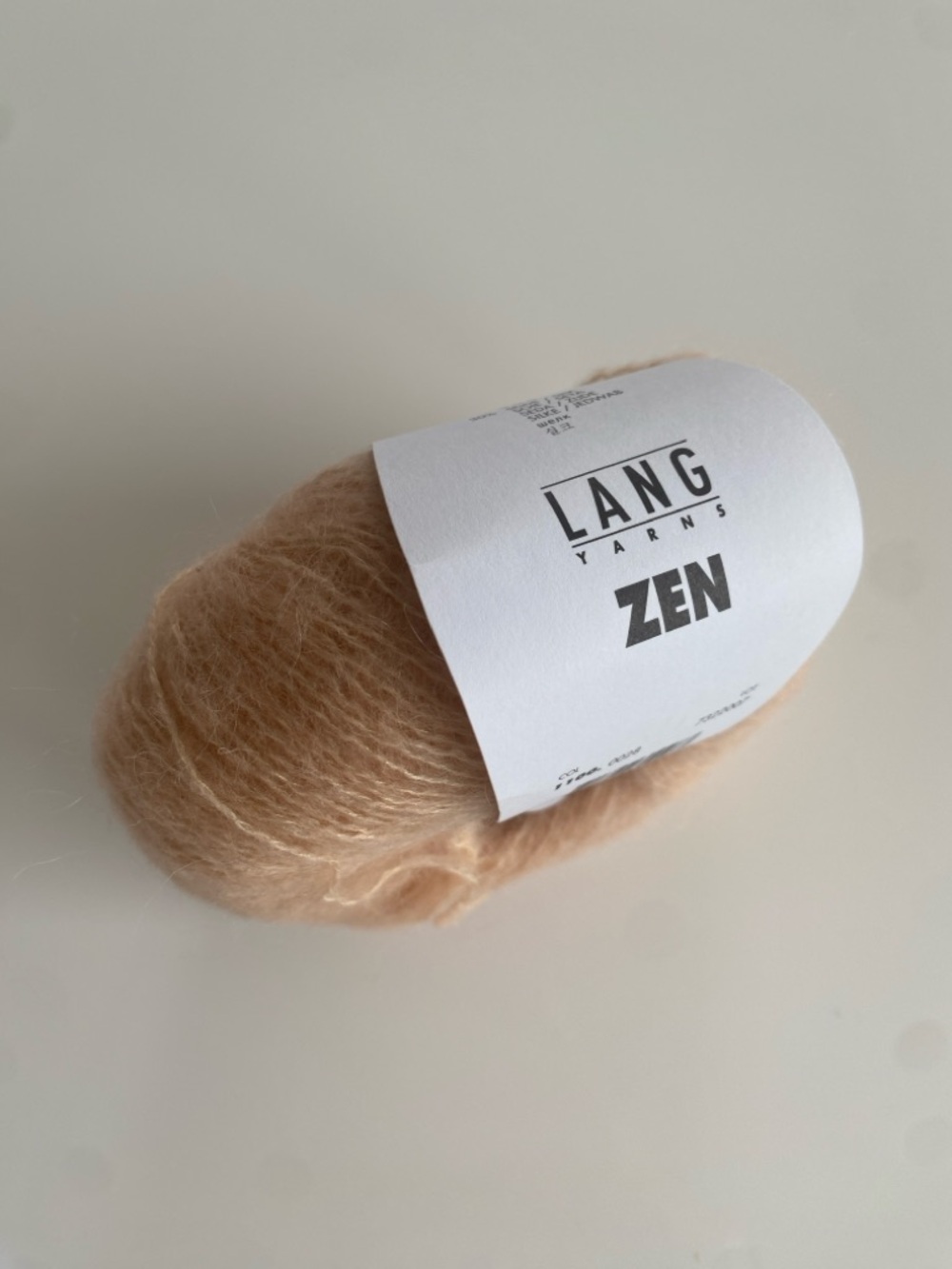NWT Lang Yarns Zen Merino, Suri Alpaca and Silk 1 Skien Col 1100.0028